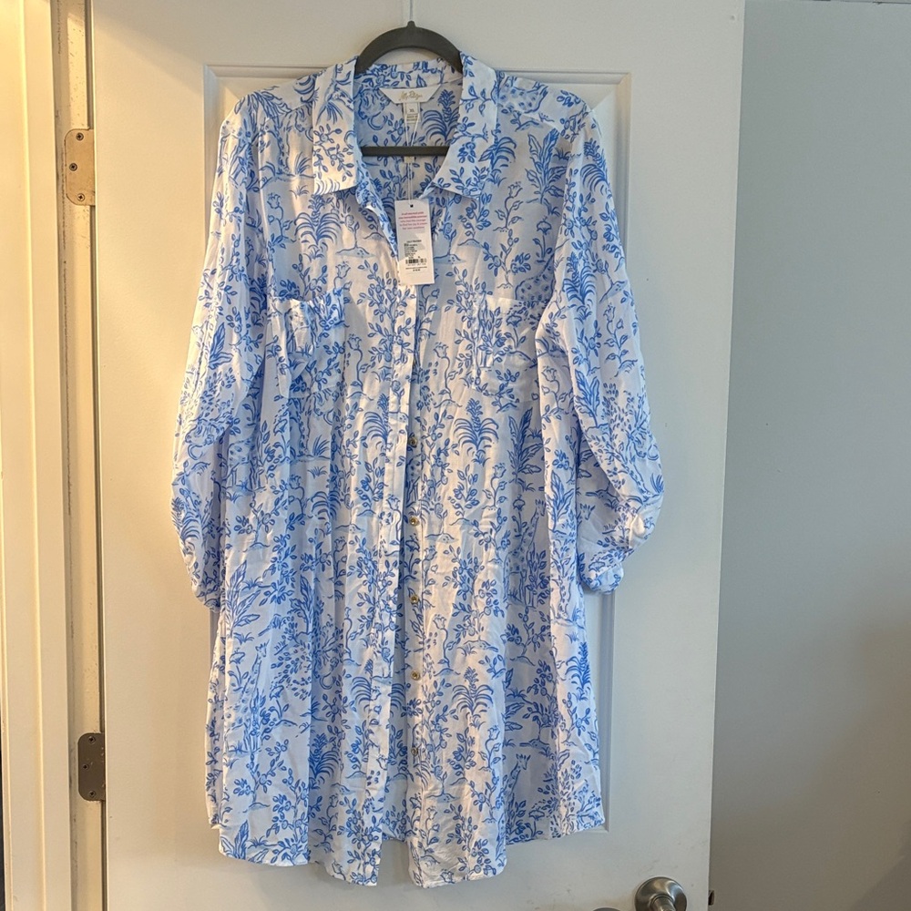 Lilly Pulitzer Blue and White Patterned Blouse